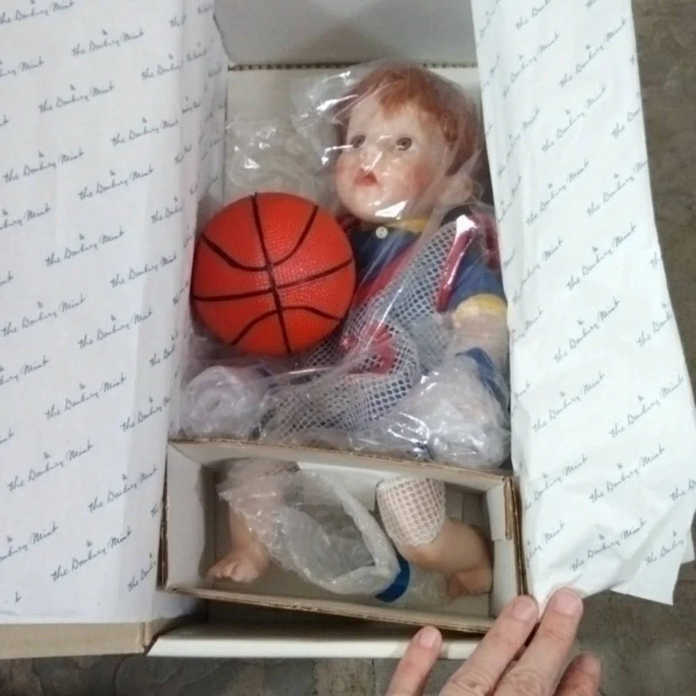 Danny by Elke Hutchens Porcelain‎ Doll Little Boy Basketball Player Original Box